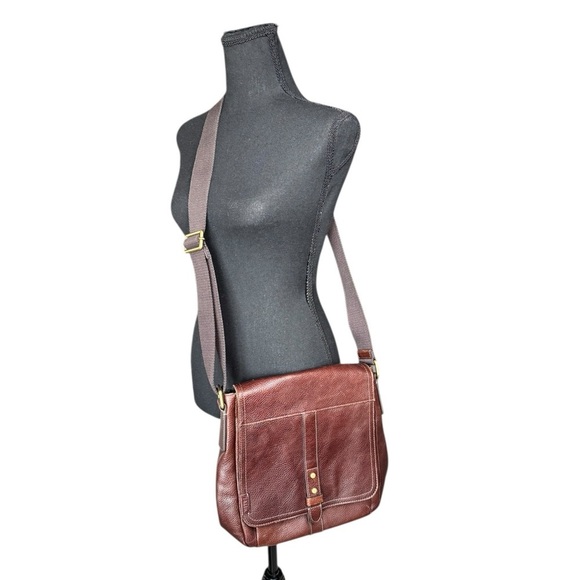 Fossil Handbags - Fossil Brown Pebbled Leather Crossbody Bag Boho Vintage Classic Adjustable Strap